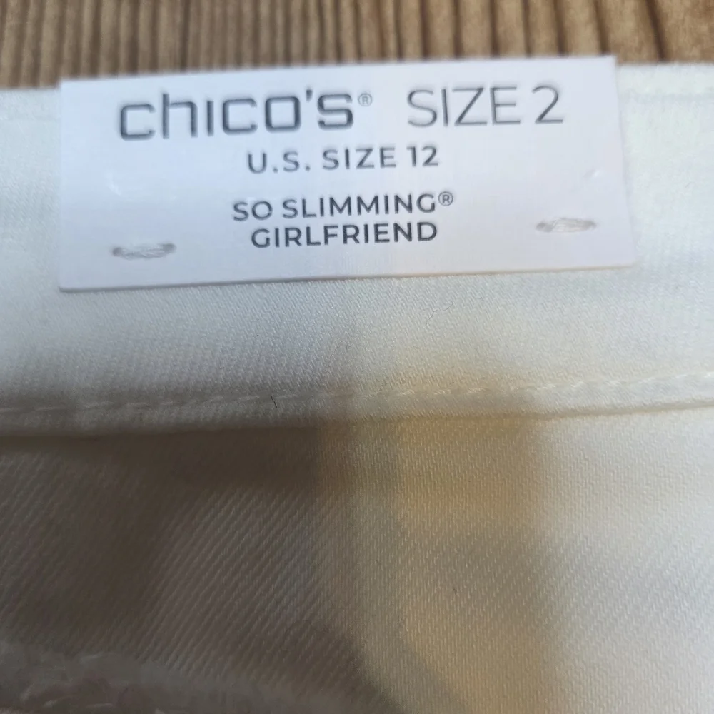 Chico's Cream So Slimming Girlfriend Pants - Picture 4 of 7